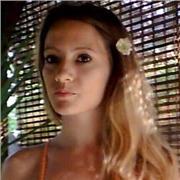 Profesora de patronaje, corte y confección con amplia experiencia en Academias regladas dela zona norte de Madrid